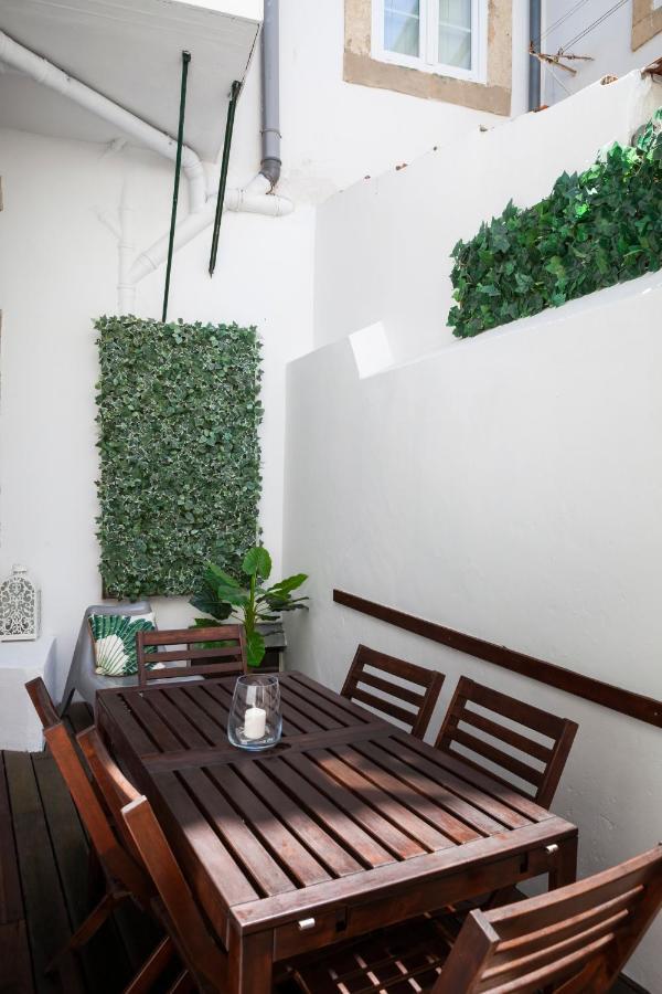 Alfama Terrace Apartment With Authentic XVIII Tiles And Historic Notes 3 Bedrooms & 2 Bathrooms Ac Lisboa Exterior foto