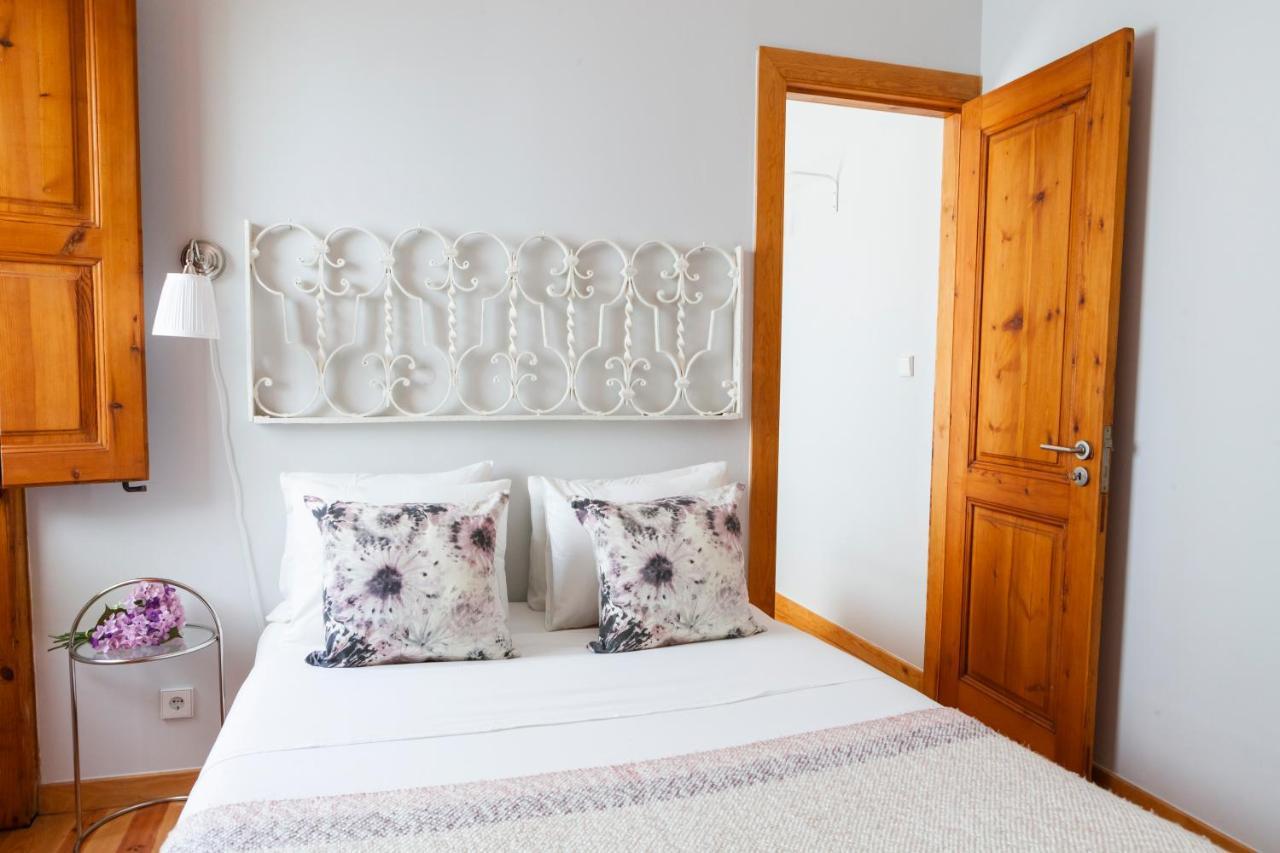 Alfama Terrace Apartment With Authentic XVIII Tiles And Historic Notes 3 Bedrooms & 2 Bathrooms Ac Lisboa Exterior foto