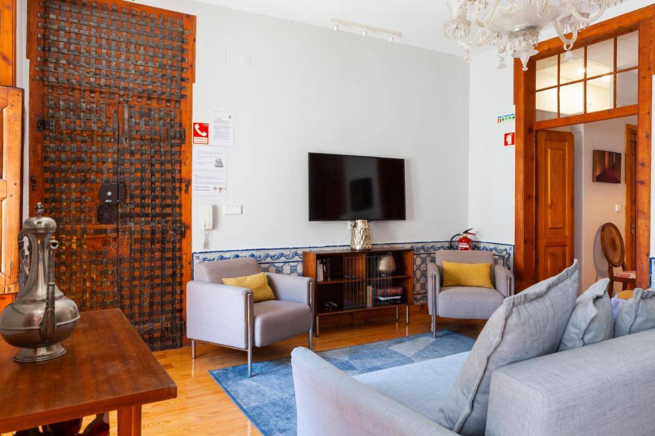 Alfama Terrace Apartment With Authentic XVIII Tiles And Historic Notes 3 Bedrooms & 2 Bathrooms Ac Lisboa Exterior foto