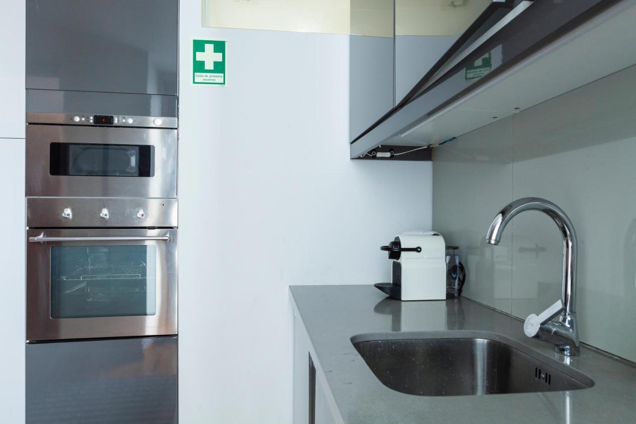 Alfama Terrace Apartment With Authentic XVIII Tiles And Historic Notes 3 Bedrooms & 2 Bathrooms Ac Lisboa Exterior foto